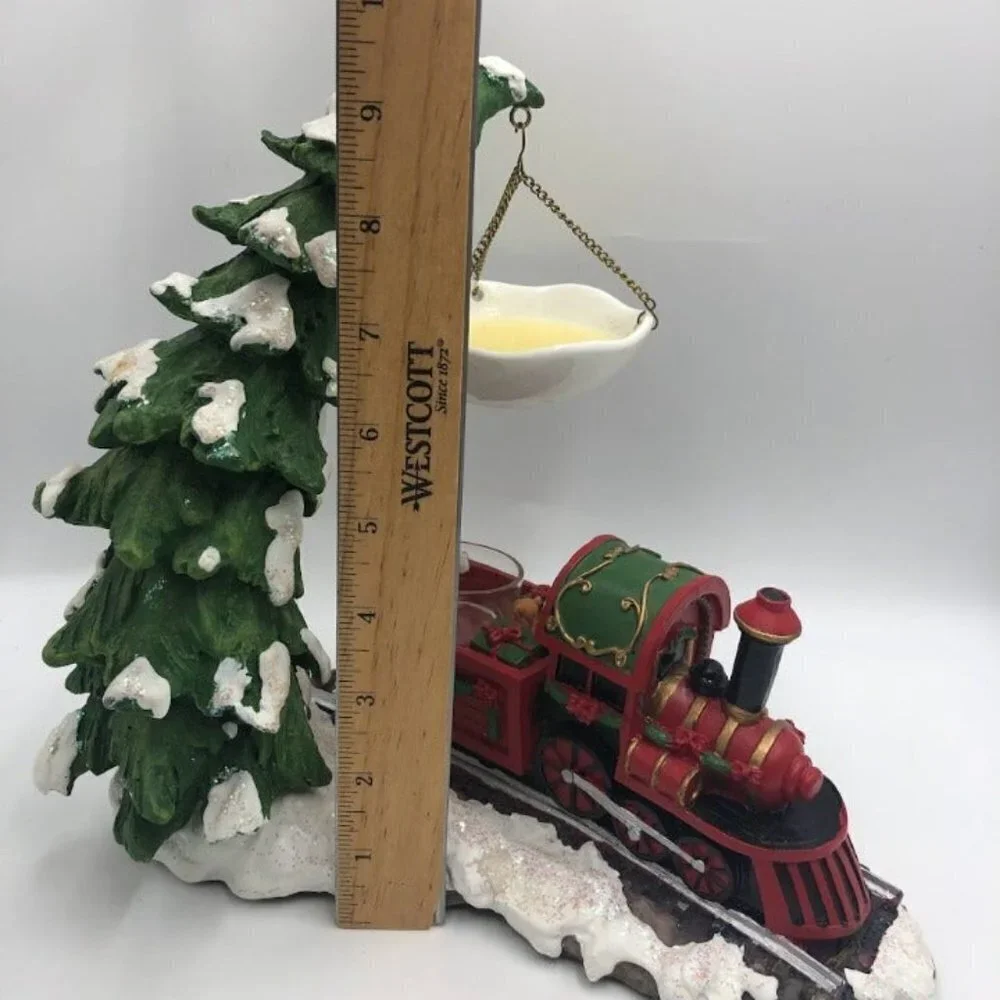 Yankee Candle Co. Christmas Train Décor T/B Train/Tree Warmer Tea Lite Holder